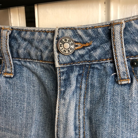 BDG high waisted cheeky denim shorts - Picture 3 of 4